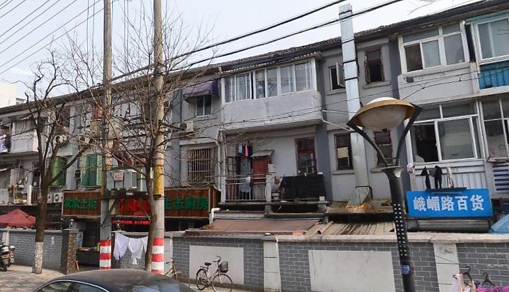 峨嵋新村