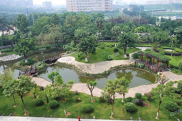 深圳市宝安第一外国语学校（初中部）