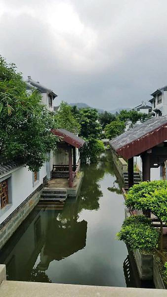 中山泮庐