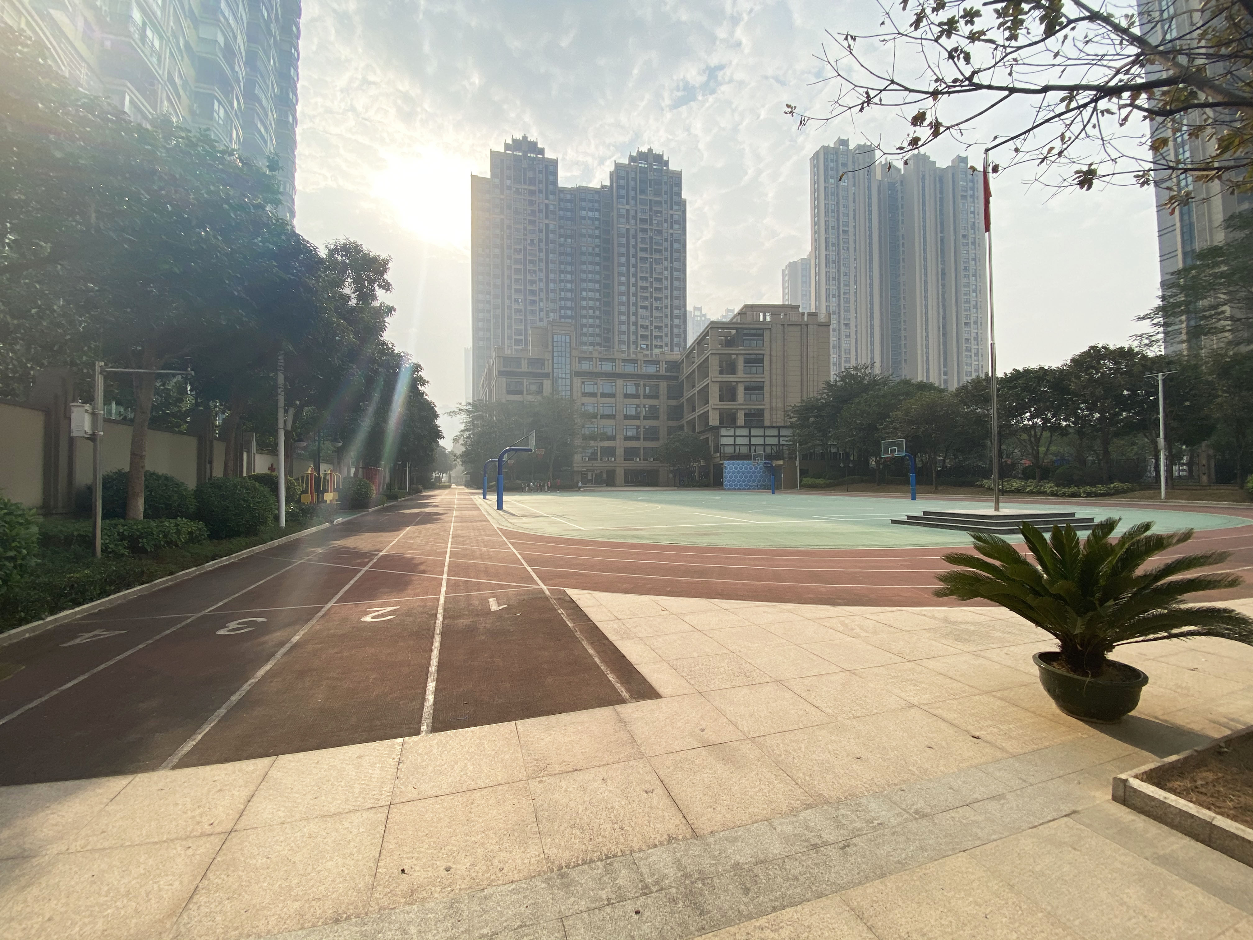 广州市荔湾区沙面小学(御景一号校区)