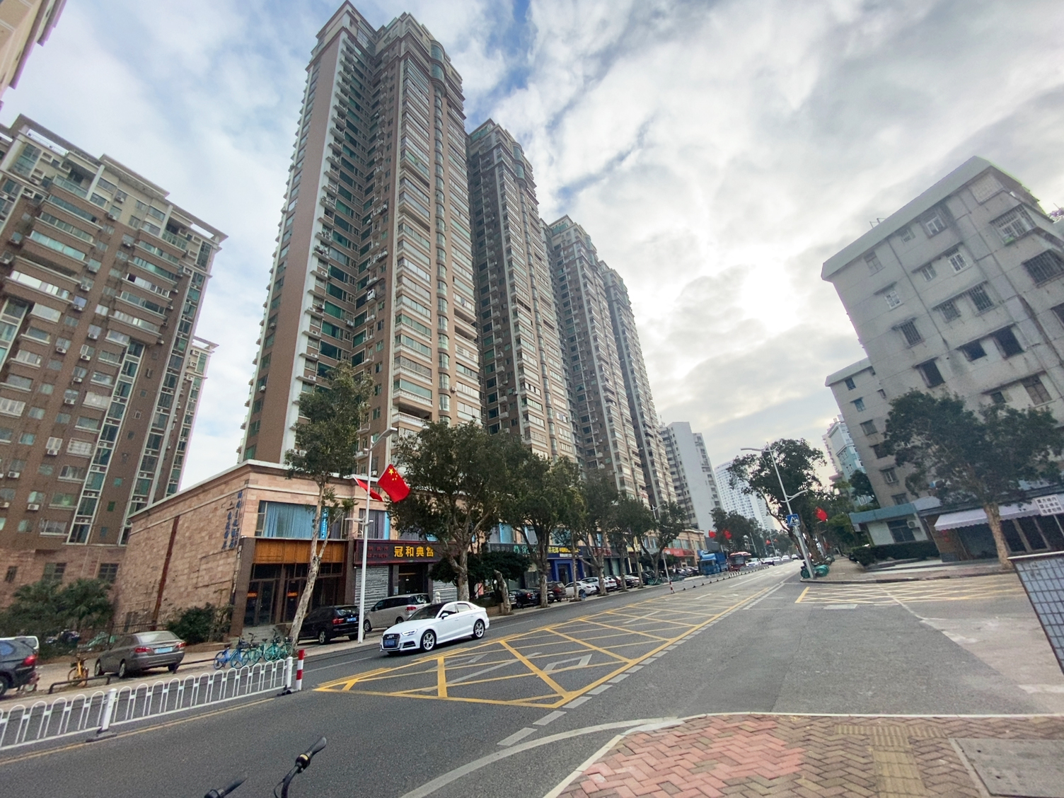龙洲湾花园