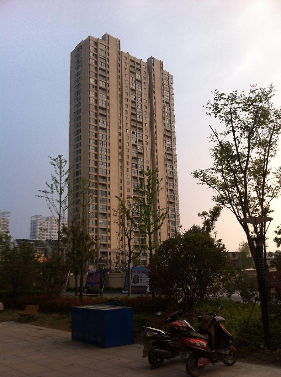 宝业东城广场