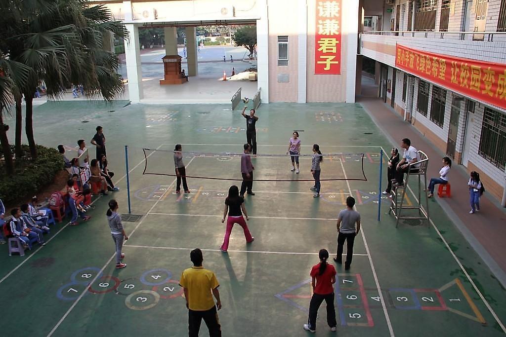 深圳市宝安区西乡街道钟屋小学