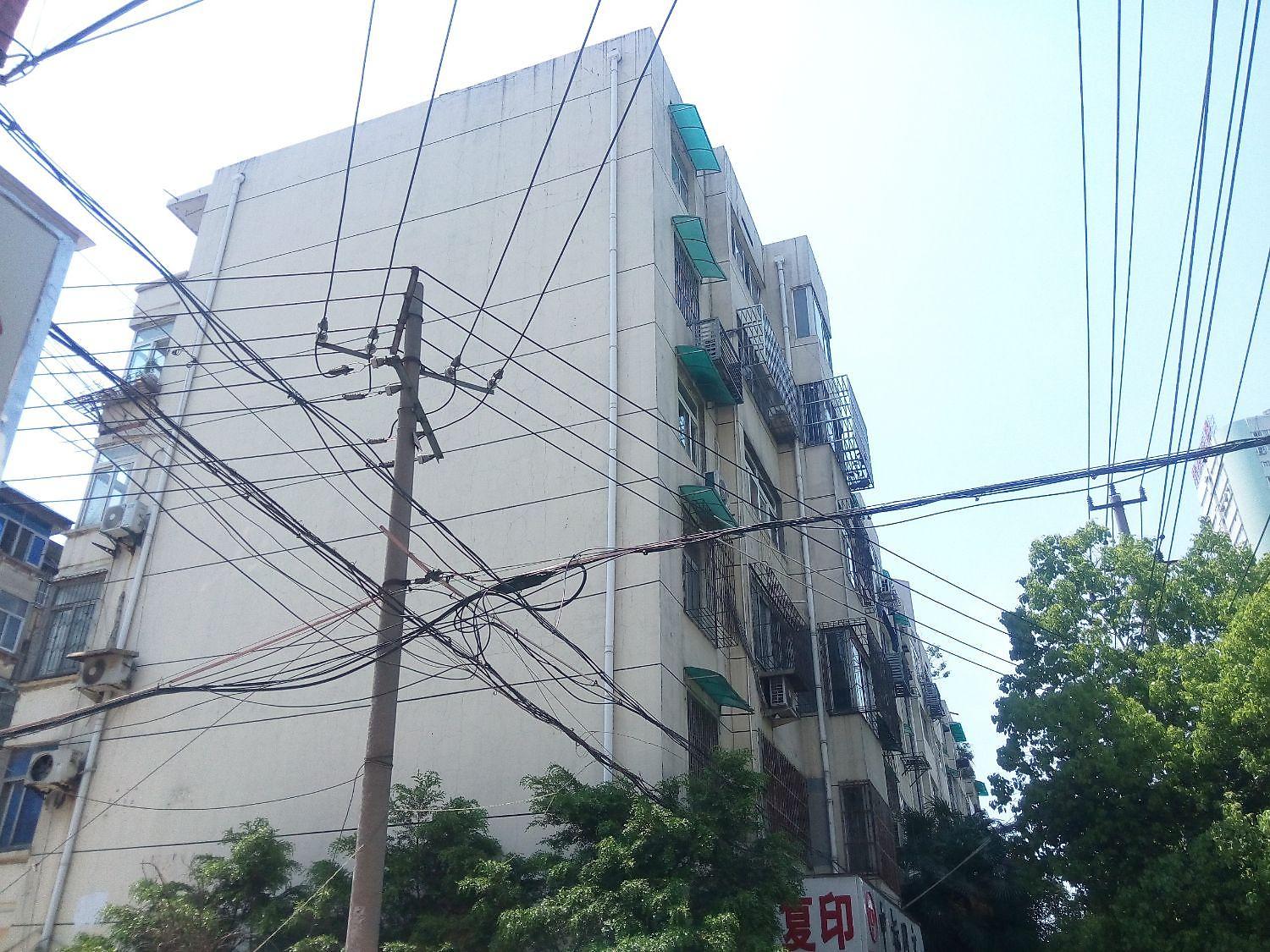 阜南路153号