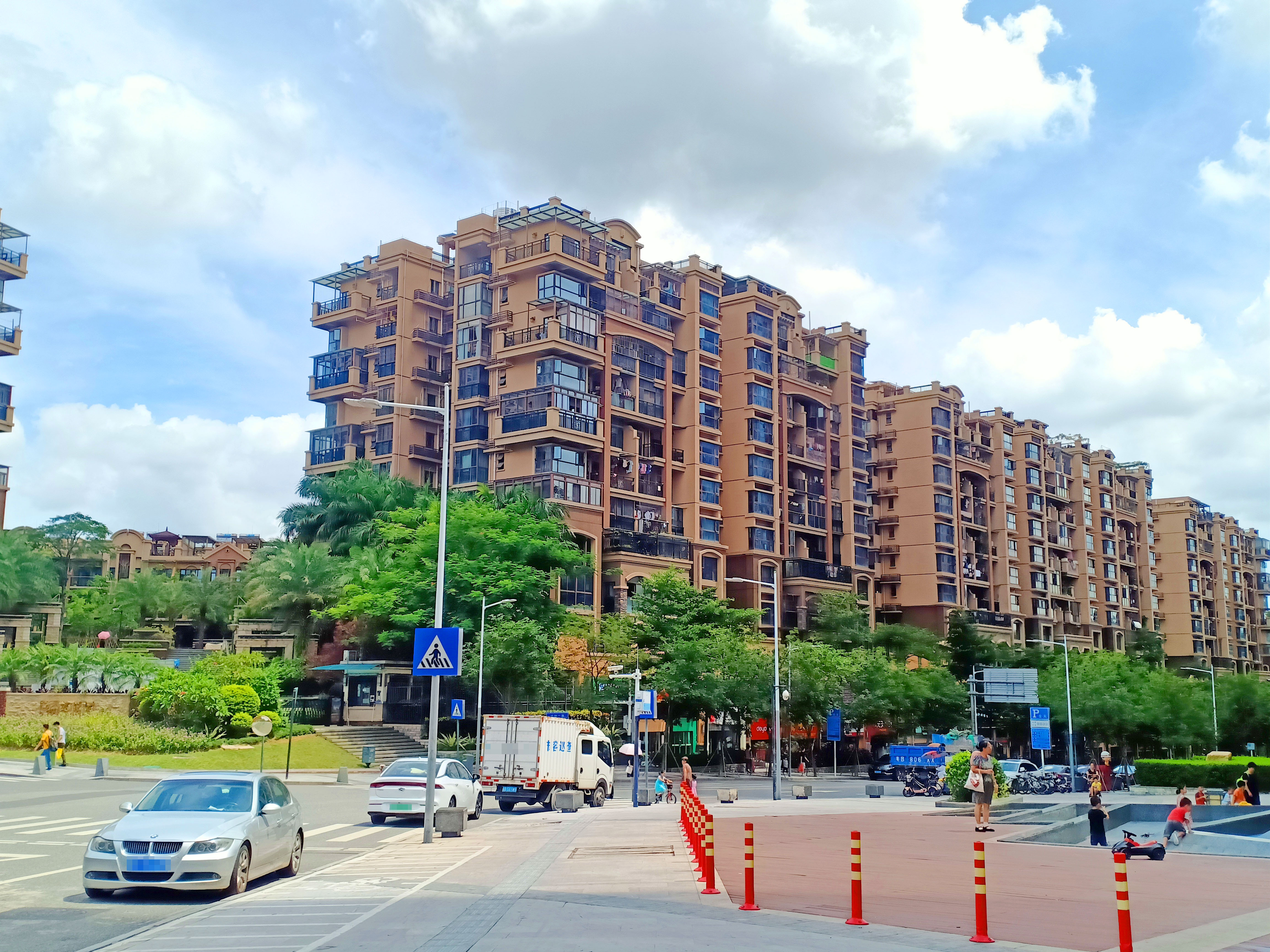 和黄懿花园