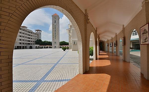 东莞市虎门外语学校国际部