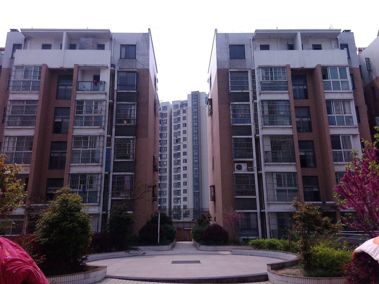 新站中心集贸市场