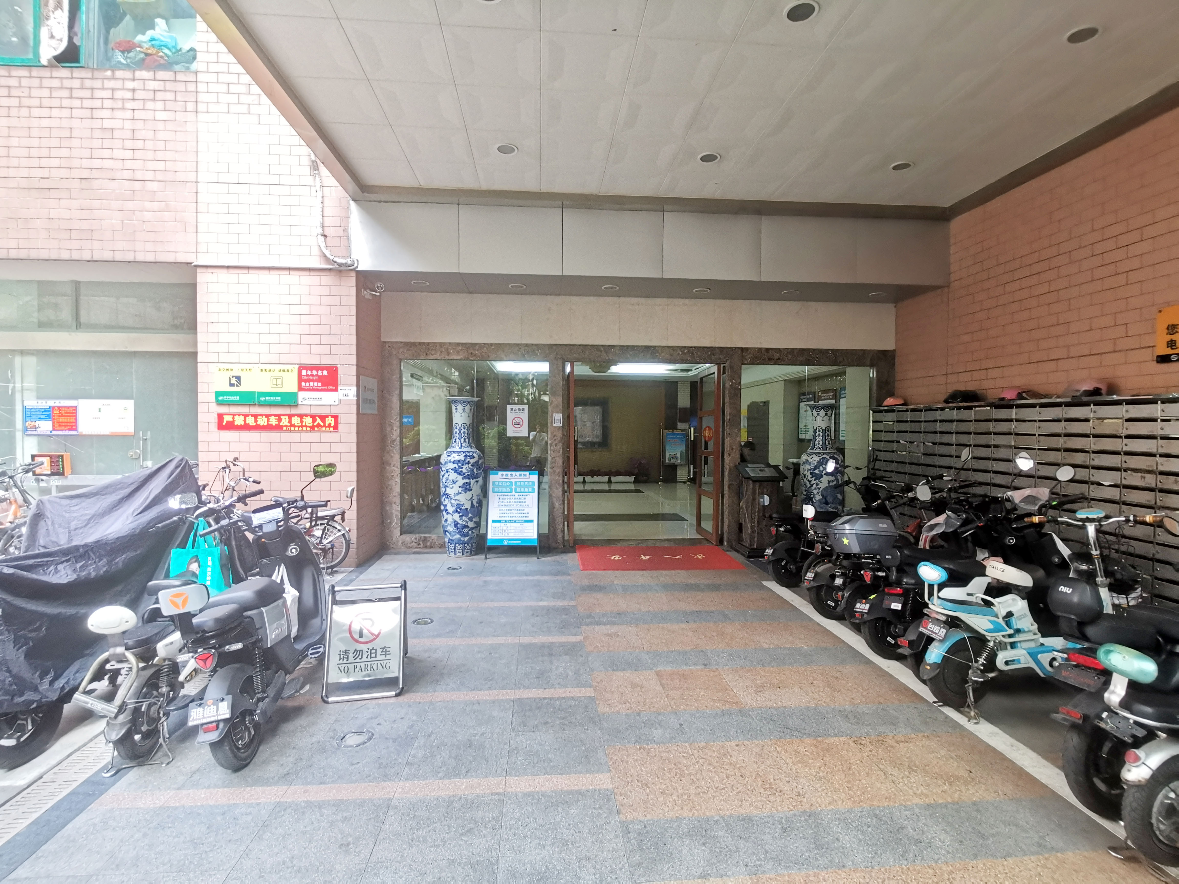 嘉年华名苑小区照片16