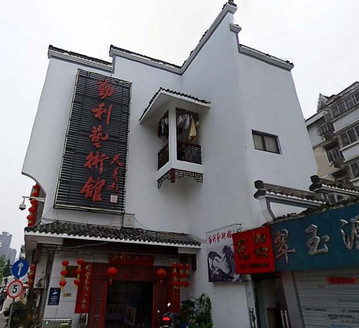 滨河苑小区