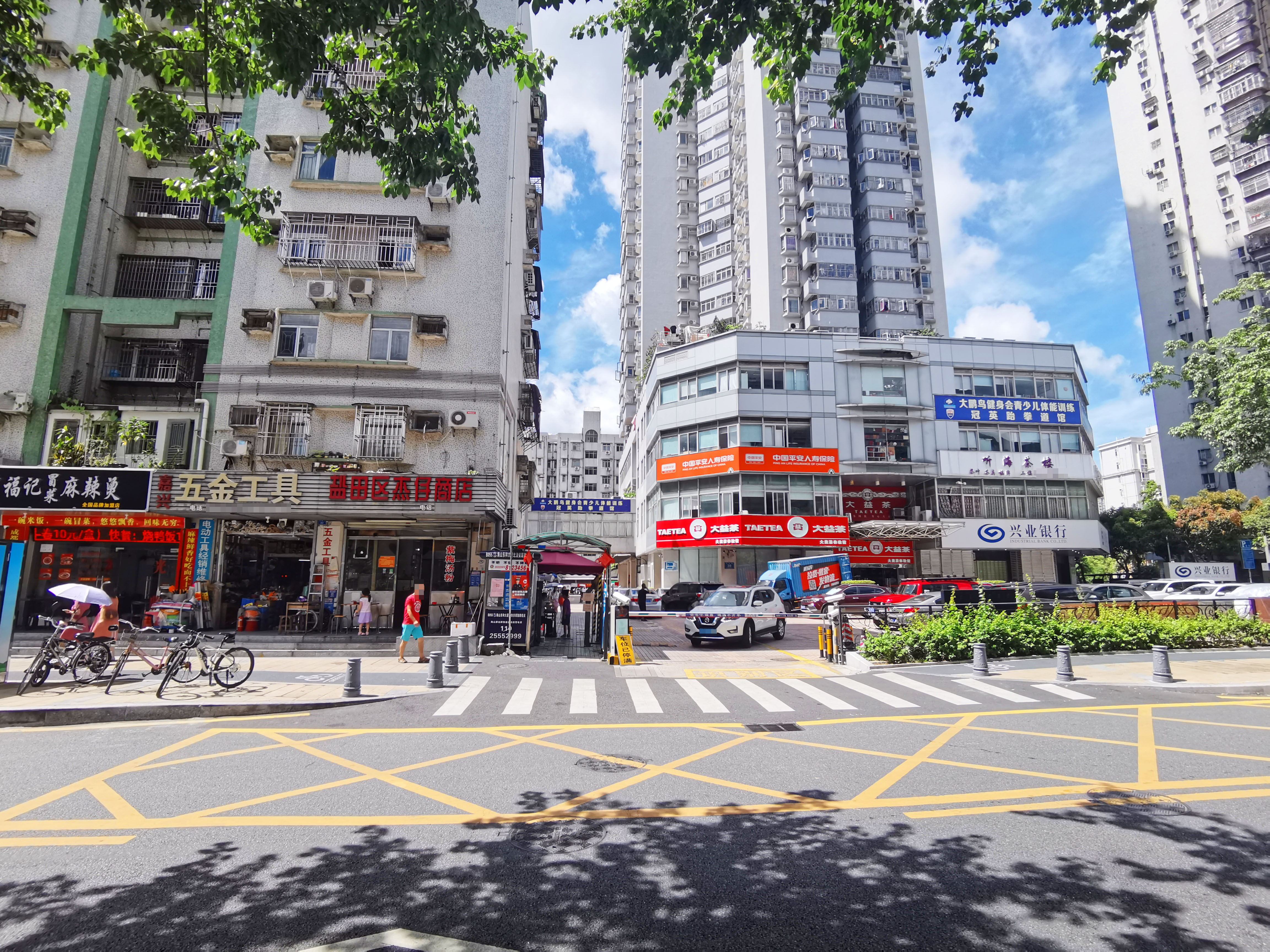 东和附楼