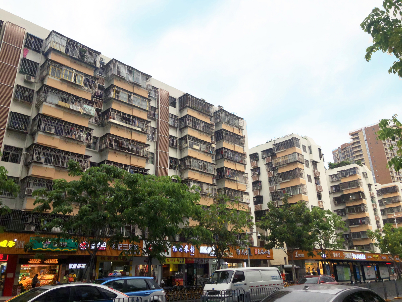 广场北街小区