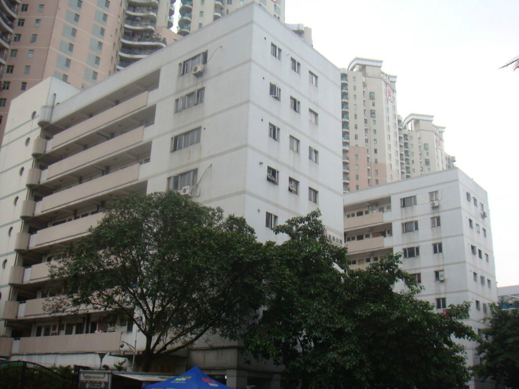 天安公寓