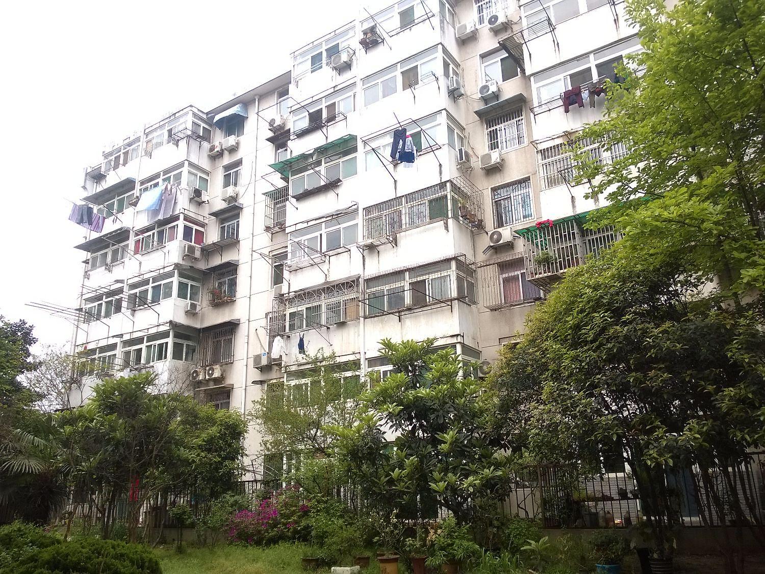沿河路纪委宿舍
