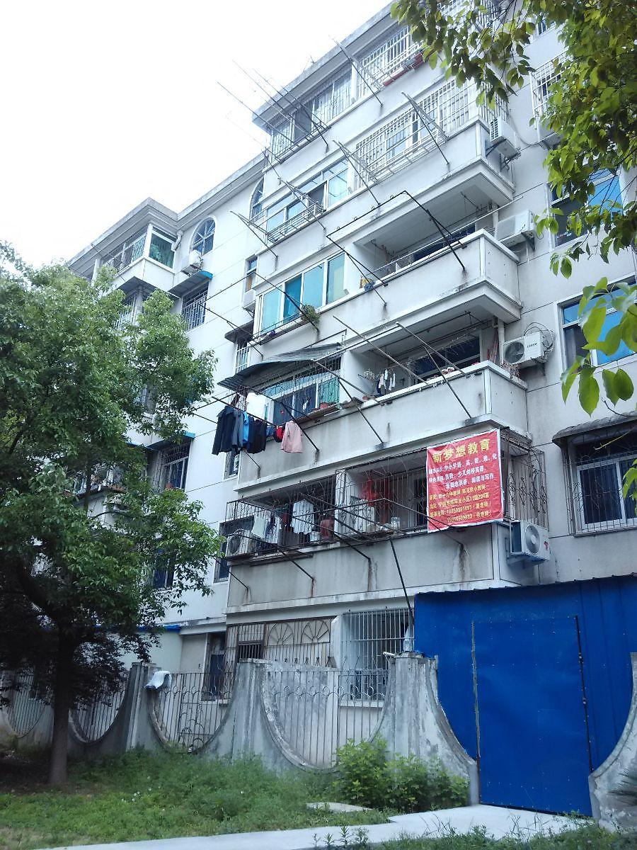 阳光小区