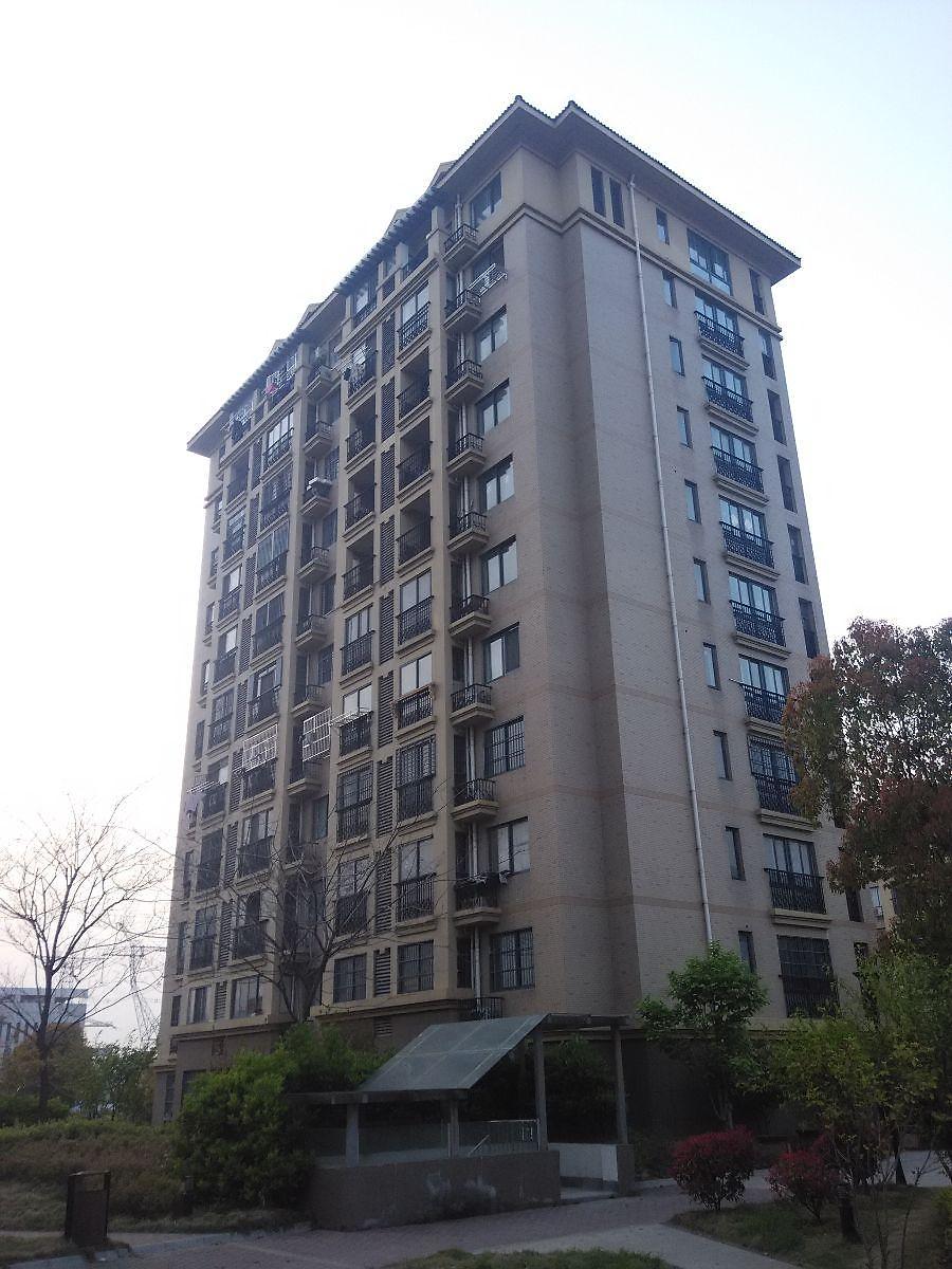 东冠繁华逸城D区科西嘉