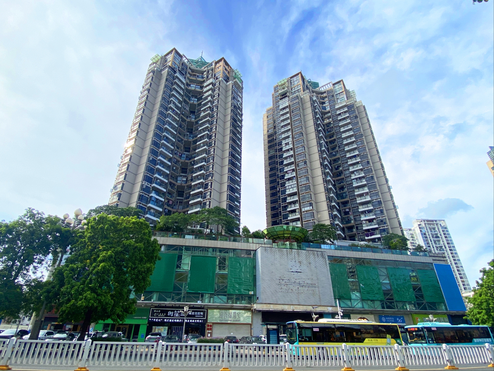 前海金岸大厦